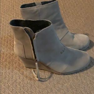 Toms wedge heel booties 7.5